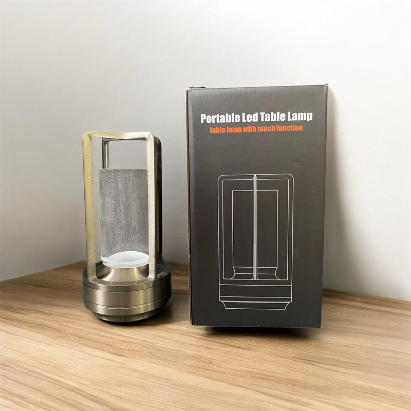 LÁMPARA DE MESA DE CRISTAL – ILUMINA CON ESTILO